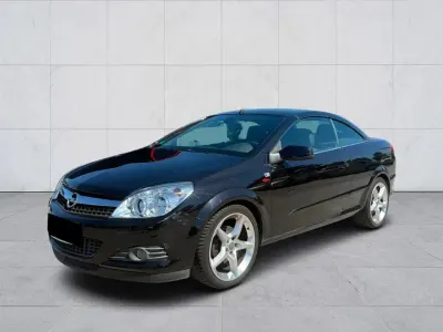 Gebraucht Opel Astra 140 PS (102 kW) 2008 Schwarz Cabrio