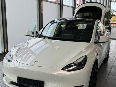 Gebraucht Tesla Model Y Performance 392 kW (533 PS) 2024 Weiß SUV