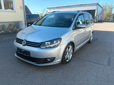 Gebraucht VW Touran 140 PS (102 kW) 2011 Grau Van / Kleinbus