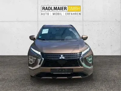 Gebraucht Mitsubishi Eclipse Cross Plus 98 PS (72 kW) 2022 Bronzebraun SUV