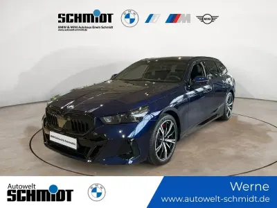 Neu BMW 540 M Sport 303 PS (222 kW) 2026 Blau Kombi