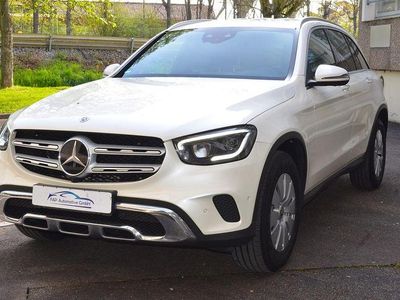 Używany Mercedes GLC220 Exclusive 194 KM (142 kW) 2021 Biały SUV
