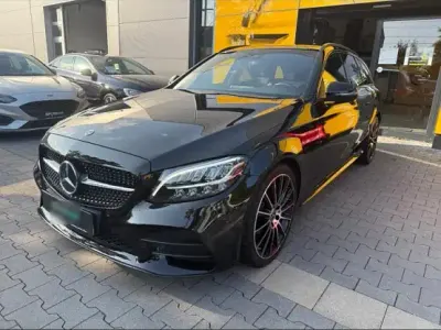 Gebraucht Mercedes C300 AMG line 258 PS (189 kW) 2018 Schwarz Kombi