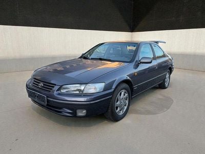 Gebraucht Toyota Camry 190 PS (139 kW) 1999 Grau Limousine