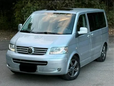 Usata VW T5 Highline 174 CV (127 kW) 2007 Argento Furgone
