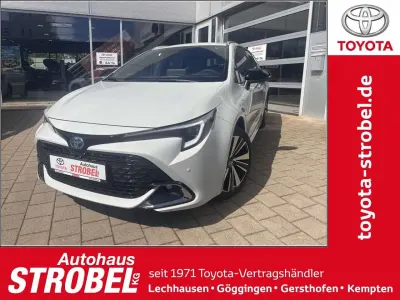 Nowe Toyota Corolla 178 KM (130 kW) 2026 Szary Kombi