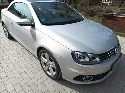 Brugt VW Eos 140 HK (102 kW) 2011 Guld Cabriolet