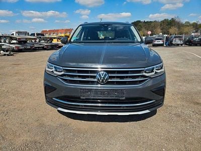 Usata VW Tiguan Elegance 150 CV (110 kW) 2024 Grigio SUV
