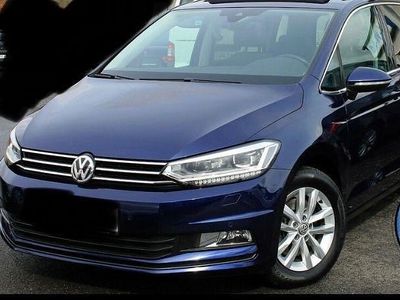 Blau Gebraucht 2015 VW Touran Comfortline Van / Kleinbus | 17.999 € (Fairer Preis)