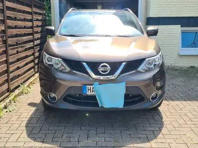 Gebraucht Nissan Qashqai N-Vision 131 PS (96 kW) 2017 Braun SUV