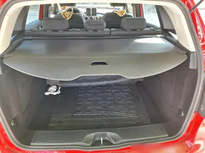 Gebraucht Mercedes B200 156 PS (114 kW) 2017 Rot Kleinwagen