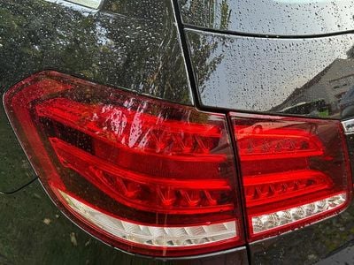 Mercedes E350