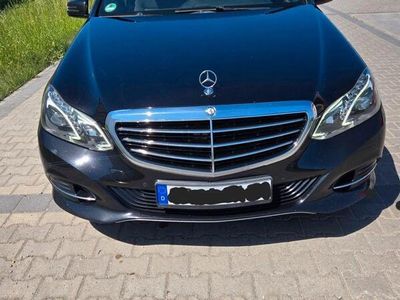 Mercedes E220