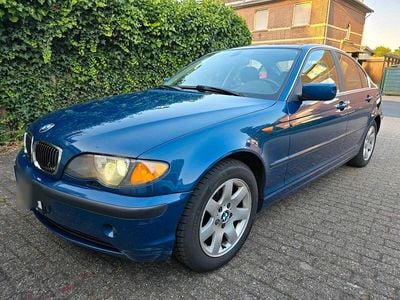 Gebraucht BMW 320 170 PS (125 kW) 2022 Blau Limousine