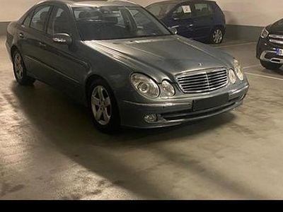 Mercedes E270