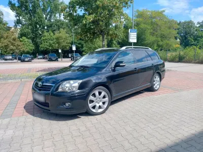 Gebraucht Toyota Avensis T2 150 PS (110 kW) 2008 Schwarz Kombi