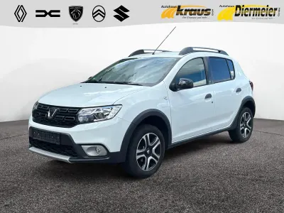 Gebraucht Dacia Sandero Celebration 90 PS (66 kW) 2018 Gletscherweiss Kleinwagen