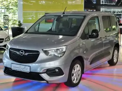 Gebraucht Opel Combo Life Elegance 131 PS (96 kW) 2022 Quartz/artense grey Van / Kleinbus