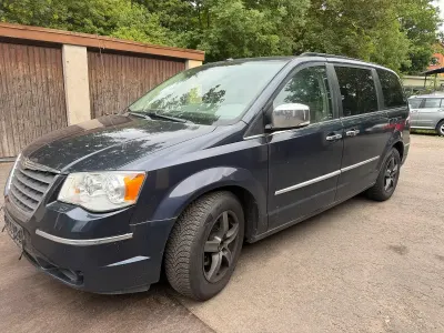 Gebraucht Chrysler Town & Country 251 PS (184 kW) 2008 Blau Van / Kleinbus
