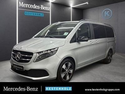 Mercedes V220