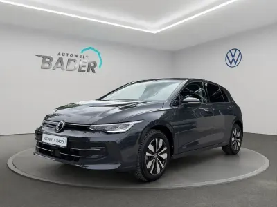 Gebraucht VW Golf VIII Goal 150 PS (110 kW) 2025 Uranograu Limousine