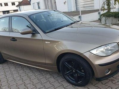 Gebraucht BMW 116 Performance 116 PS (85 kW) 2006 Gold Kleinwagen