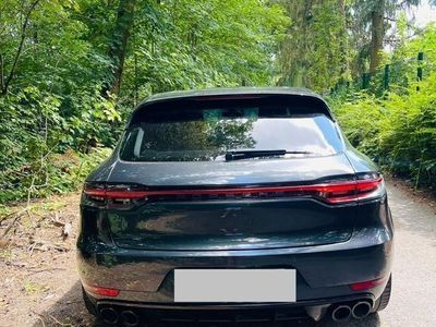 Porsche Macan S