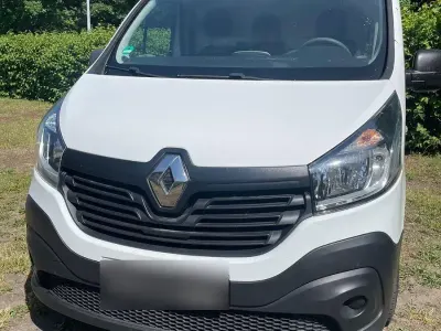 Gebraucht Renault Trafic 95 PS (69 kW) 2018 Weiß Van / Kleinbus