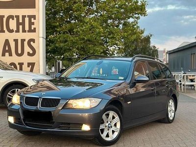 Gebraucht BMW 320 150 PS (110 kW) 2007 Grau Kombi