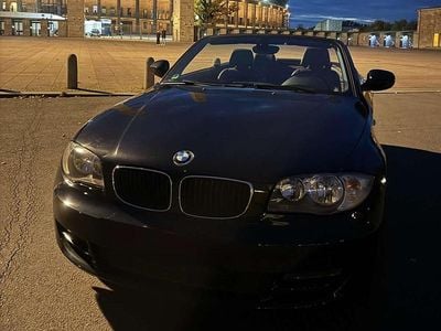 Gebraucht BMW 120 Cabriolet 177 PS (130 kW) 2010 Schwarz Cabrio