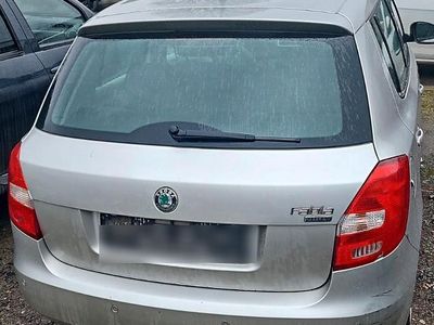 Silber Gebraucht 2007 Skoda Fabia Kleinwagen | 2.200 € (Fairer Preis)