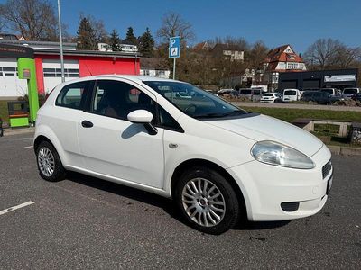 Gebraucht Fiat Grande Punto 65 PS (47 kW) 2009 Weiß Kleinwagen
