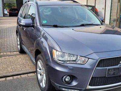 gebraucht Mitsubishi Outlander MOTION 2WD. Klimaautomatik