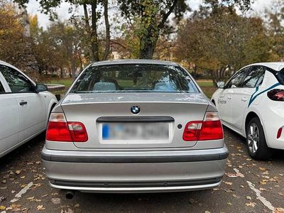 Gebraucht BMW 318 118 PS (86 kW) 2001 Silber Limousine