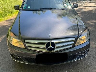 Grau Gebraucht 2010 Mercedes C220 Avantgarde Kombi | 3.390 € (Fairer Preis)