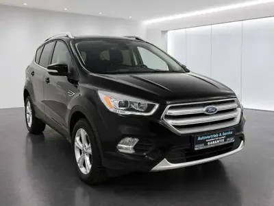 Gebraucht Ford Kuga Titanium 179 PS (131 kW) 2017 Schwarz SUV