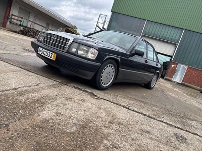 Gebraucht Mercedes 190 109 PS (80 kW) 1992 Schwarz Limousine