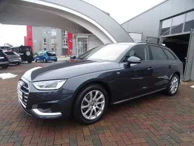 Gebraucht Audi A4 S-Line 163 PS (119 kW) 2020 Grau Kombi