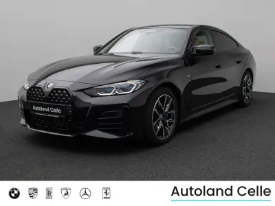 Gebraucht BMW 440 374 PS (275 kW) 2023 Saphirschwarz metallic475 Coupé
