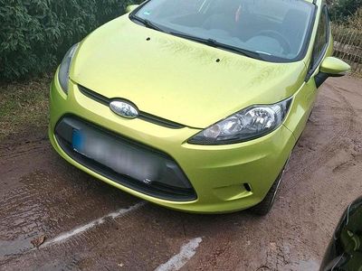 Grün Gebraucht 2009 Ford Fiesta Kleinwagen | 1.900 € (Fairer Preis)