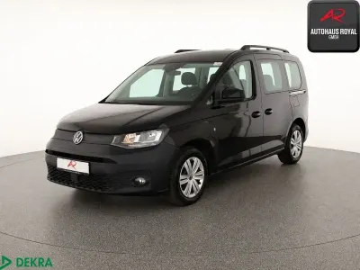 Gebraucht VW Caddy 122 PS (89 kW) 2022 Deep black perleffekt Van / Kleinbus