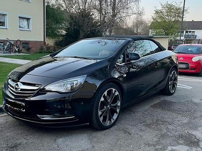 Second-hand Opel Cascada Ultimate 170 CP (125 kW) 2016 Negru Cabrio