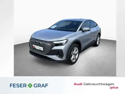 Gebraucht Audi Q4 Sportback e-tron Comfort 150 kW (204 PS) 2023 Florettsilber metallic SUV