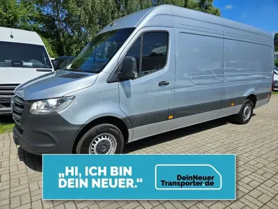 Gebraucht Mercedes Sprinter 170 PS (125 kW) 2025 Silber Van