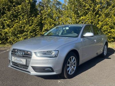 Silber Gebraucht 2014 Audi A4 Attraction Limousine | 16.990 € (Etwas zu teuer)
