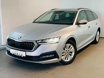 Silber Gebraucht 2021 Skoda Octavia Ambition Kombi | 18.500 € (Fairer Preis)