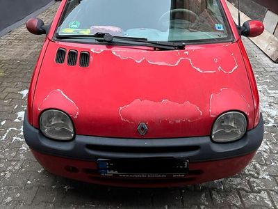 Rot Gebraucht 2003 Renault Twingo Kleinwagen | 300 €