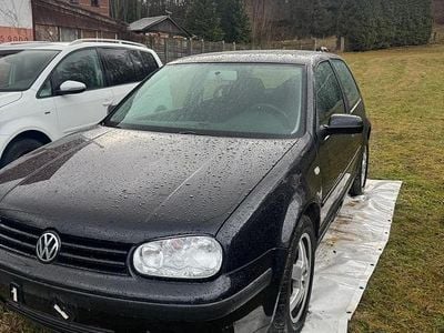 Usata VW Golf IV 90 CV (66 kW) 2000 Nero Utilitaria