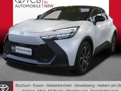 Nuova Toyota C-HR 140 CV (102 kW) 2025 Bianco SUV