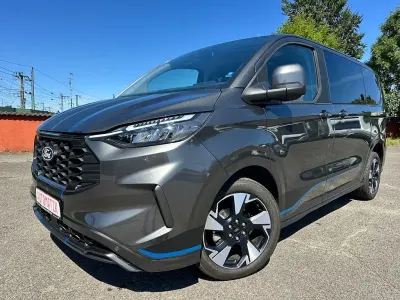 Gebraucht Ford Tourneo Custom Sport 170 PS (125 kW) 2025 Magneticgrau (metallic) Van